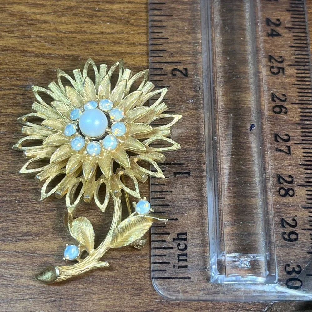 Vtg Swarovski Opal Rhinestone Sunflower Brooch Gold Tone Signed REG 267